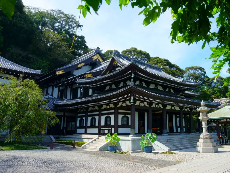 Hase-dera temple in the ancient city of Kamakura